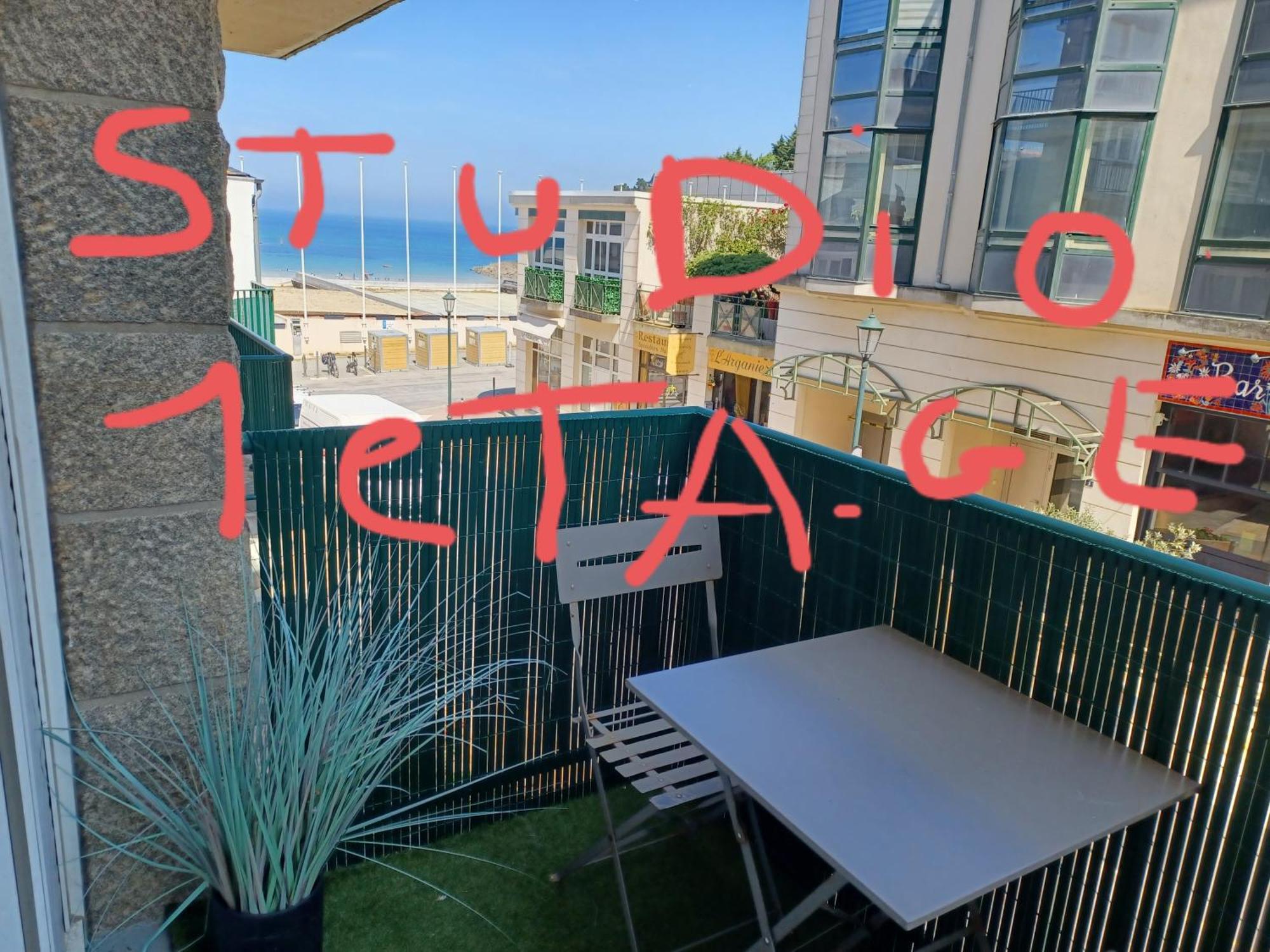 Les Studios Vue Mer Le Matlo Dinard Exteriör bild