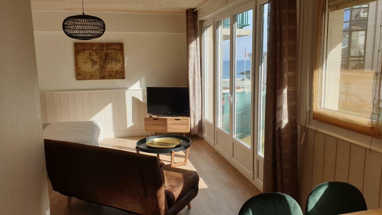 Les Studios Vue Mer Le Matlo Dinard Exteriör bild